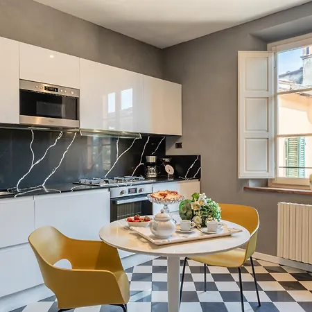 Busdraghi Luxury Apartman *